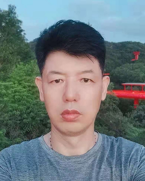 关华 常务副会长