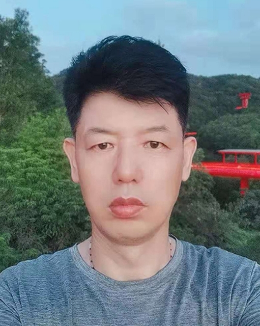 关华 常务副会长